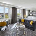 MOGVA - Mandarin River View Room